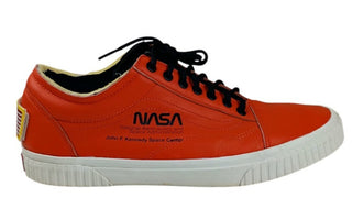 Vans Off The Wall Low Top Sneakers Orange Canvas NASA Men’s 13