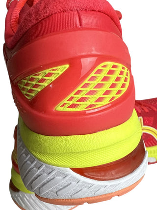 W Asics Gel-Kayano 26 Laser DUOMAX Women's Size US 11 Running Shoes