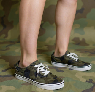 Vans Off The Wall Atwood Canvas Camo Sneakers Men’s/Youth 6 (500714)
