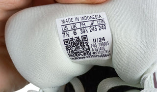 W adidas Running Response Super Sneakers Womens Size US 7 Running Shoes IG1406