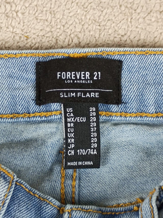 Forever 21 Women’s Cargo Jeans Slim Flare Light Wash Denim Size 29 Pockets Y2K