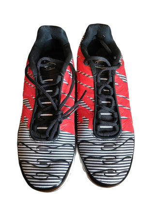 Nike Air Max Plus TN SE Running Shoes Mens size  8.5 Black White Red AT0040 001