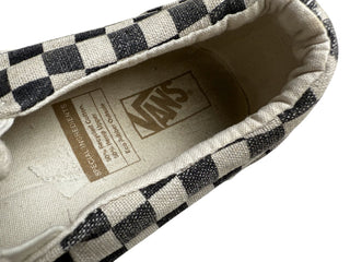 Vans of the Wall Checkered Unisex Mens Size US 7.5  Womens 9 Sneakers