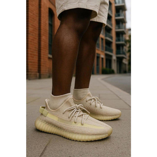 Yeezy Men's Tan Trainers